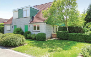 Three-Bedroom Holiday Home in Wemeldinge, Wemeldinge